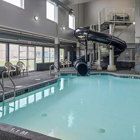 Home Inn & Suites Regina Airport Exteriér fotografie