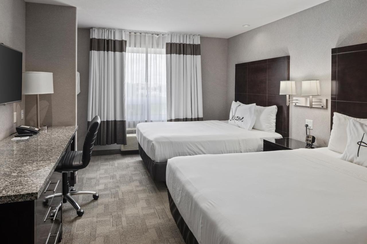 Home Inn & Suites Regina Airport Exteriér fotografie