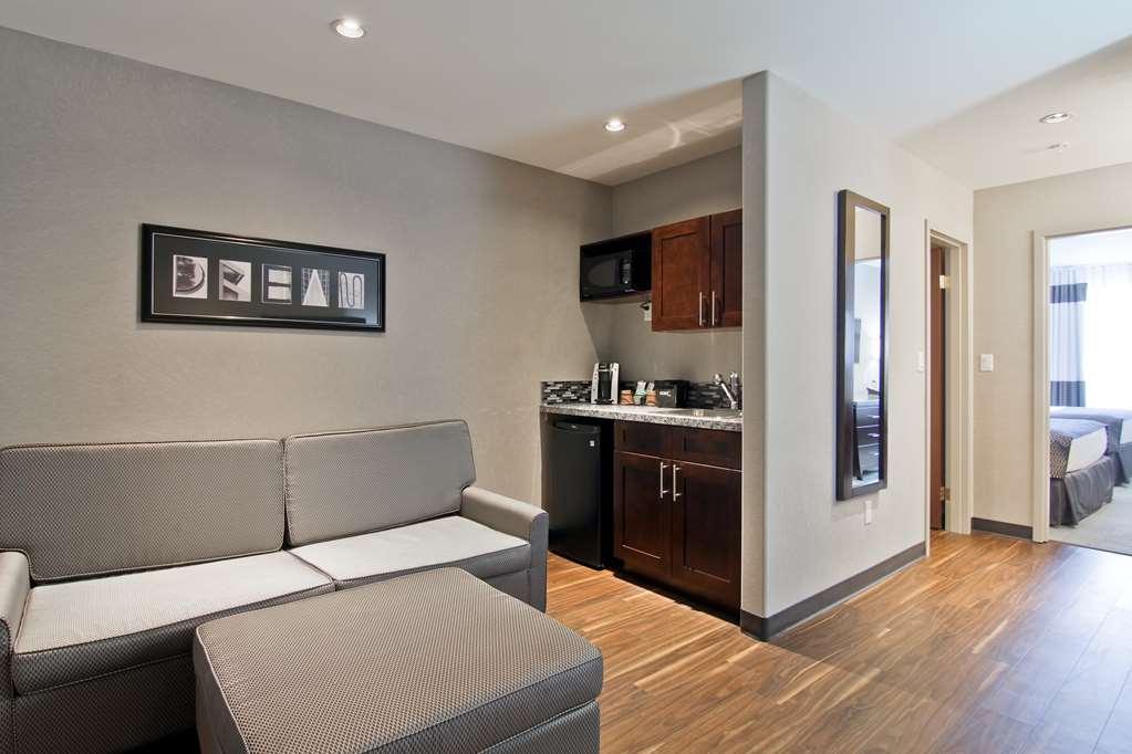 Home Inn & Suites Regina Airport Pokoj fotografie